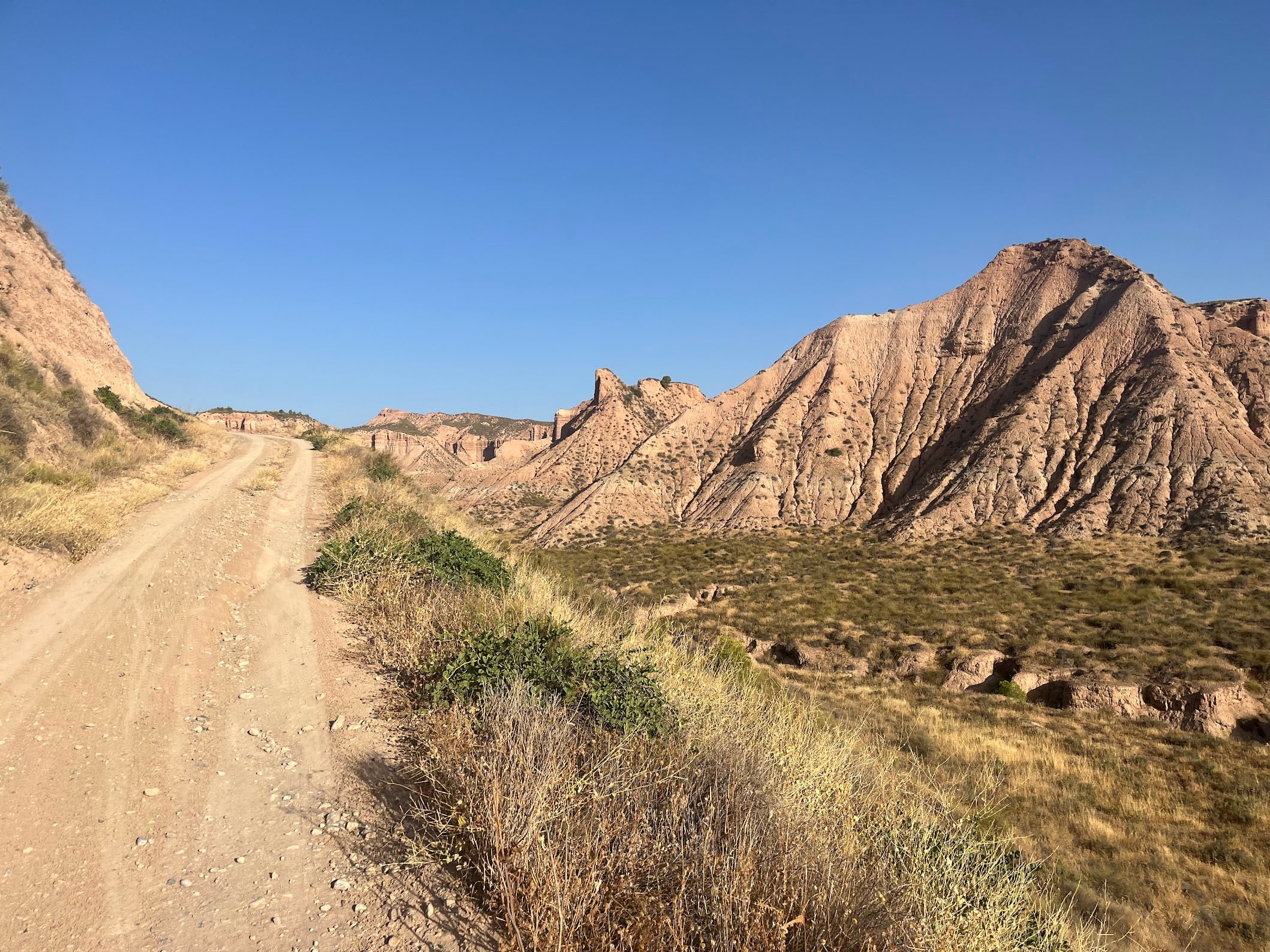 Gorafe desert gravel loop - Photo 2